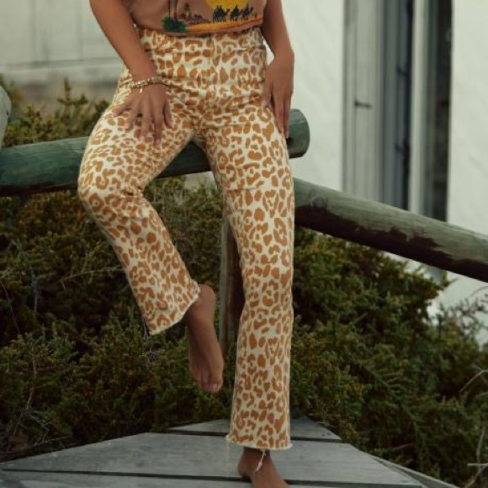 MOTHER High Rise Leopard Print Jeans - Tan